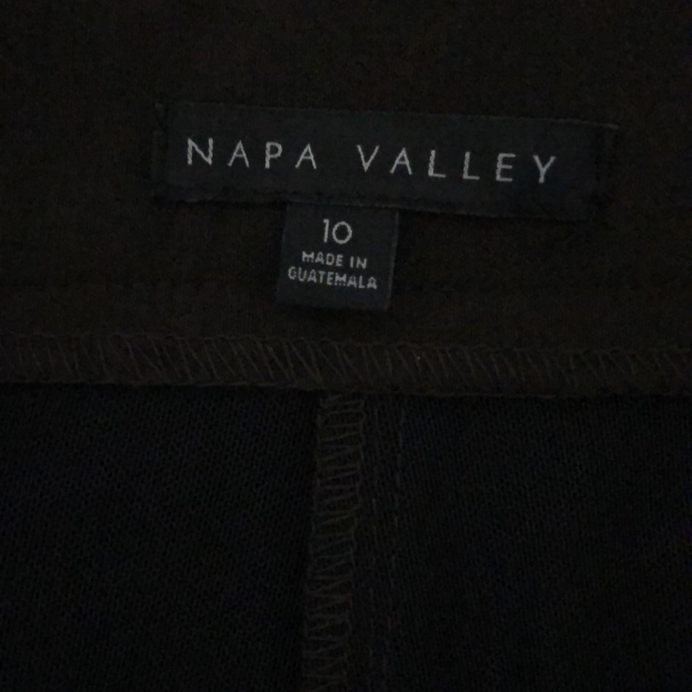 Napa Valley Like New Brown Dress Pants Size 10! - Picture 3 of 5
